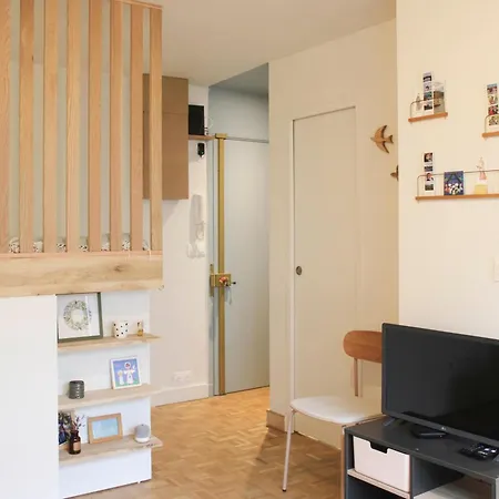 Apartment Renovated Studio - Near Place De La Nation *